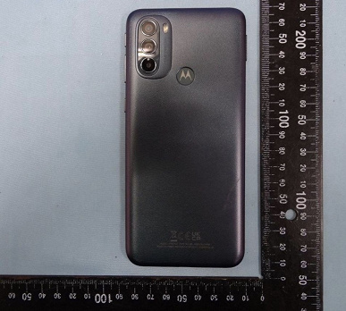 5000 мА&middot;ч и 50 Мп за 210 долларов. Недорогой смартфон Moto G31 позирует на живых фото
